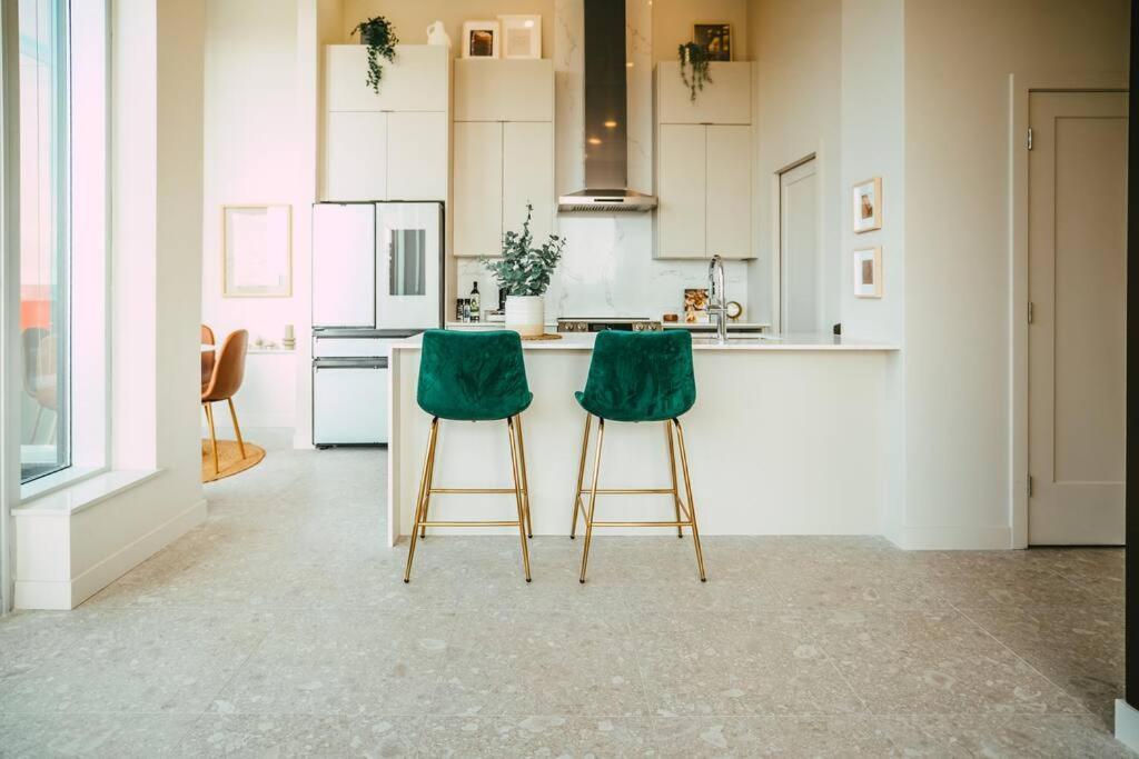 New Luxury 2Br Penthouse Apt In Central Halifax Eksteriør billede